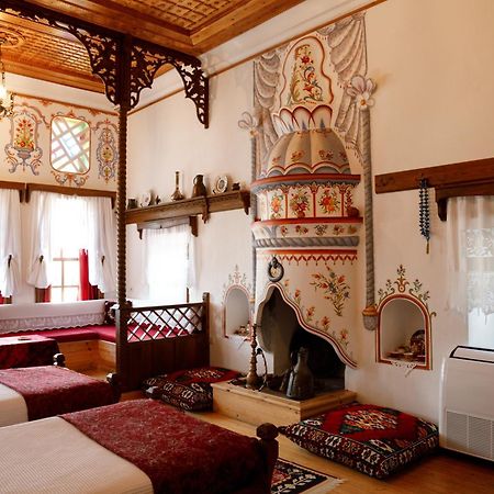 Hotel Muse'e Gjirokastër Buitenkant foto